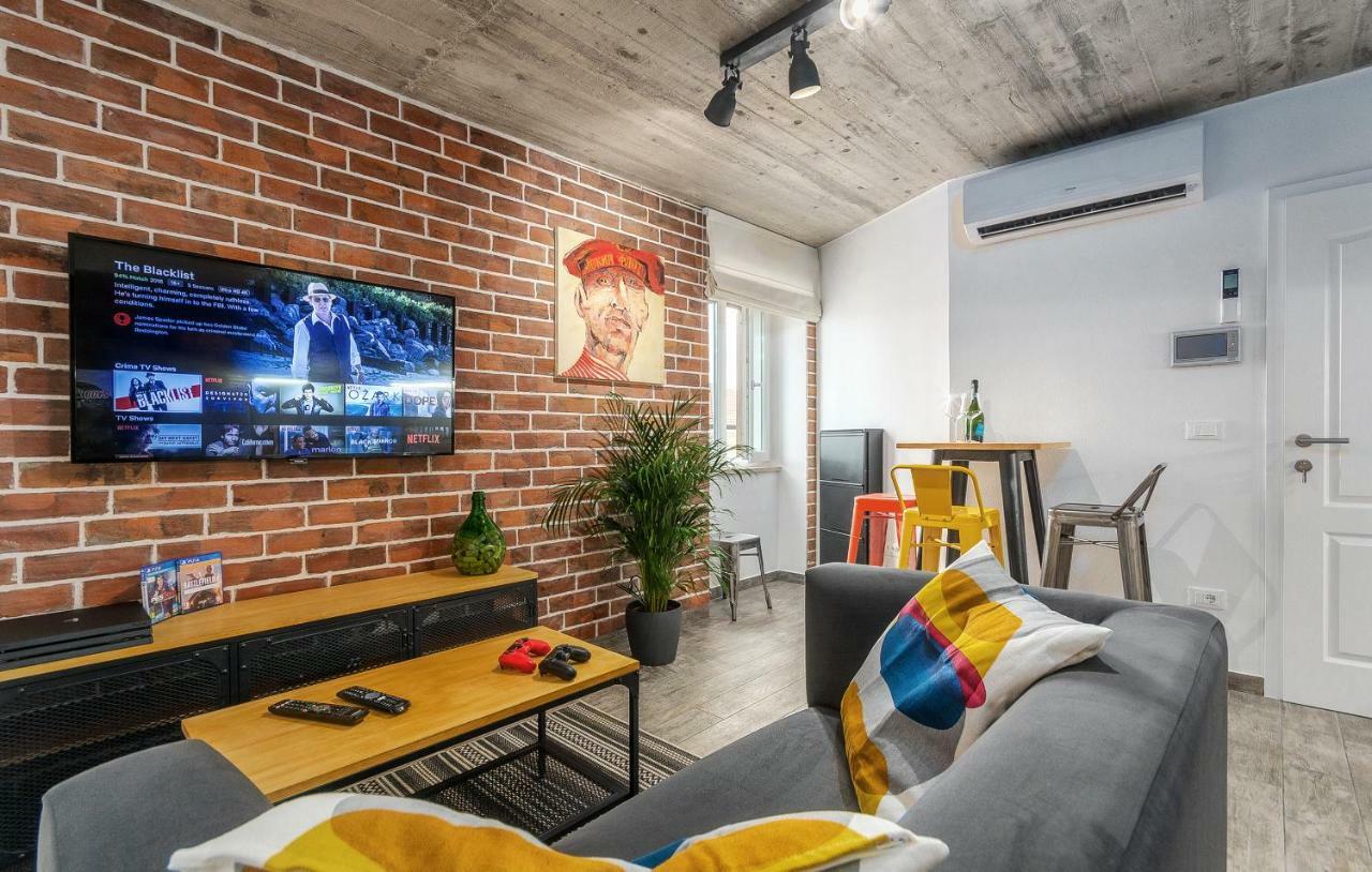 Orion Apartment *